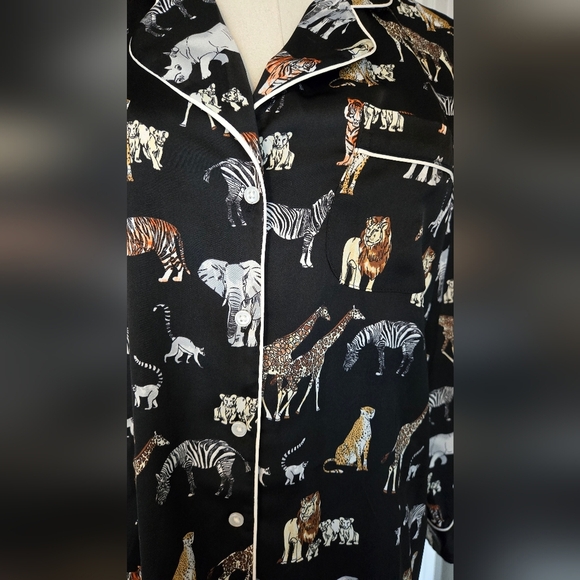 NWT Banana Republic Satin Long Sleeve Pajama Top and pant set - Picture 7 of 9